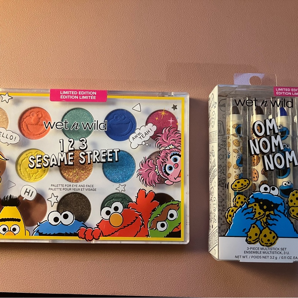 Wet n Wild Sesame Street Palette and Lip Gloss Set